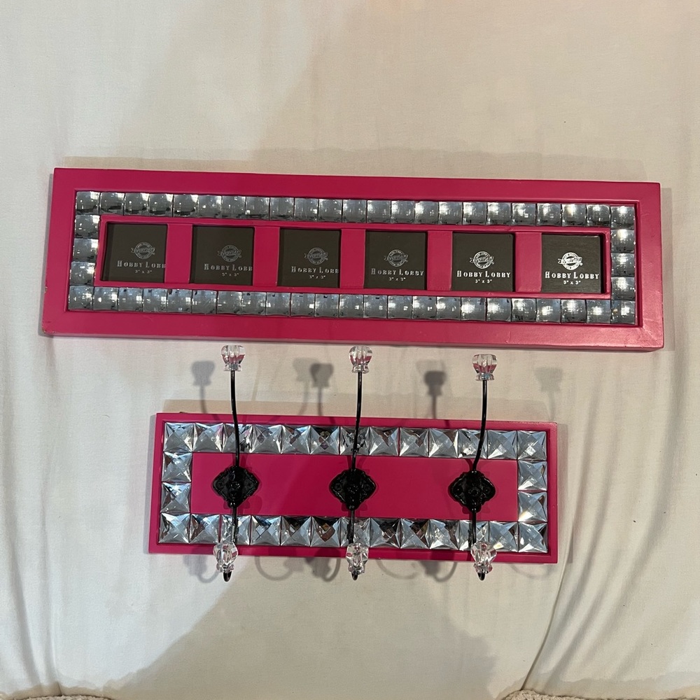 SET/2 PIC FRAME & HANGER